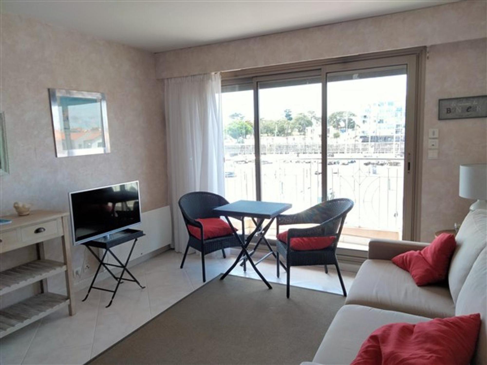 Studio Alcove - Face Au Chenal, 50M Plage/Port, 700M Centre-Ville, Capacite 3 Pers., Confort Moderne - Fr-1-331-202 لي سابلِ دولونْ المظهر الخارجي الصورة